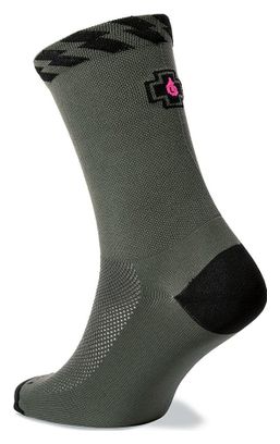 Paire de Chaussettes Muc-Off Technical Riders Vert Kaki
