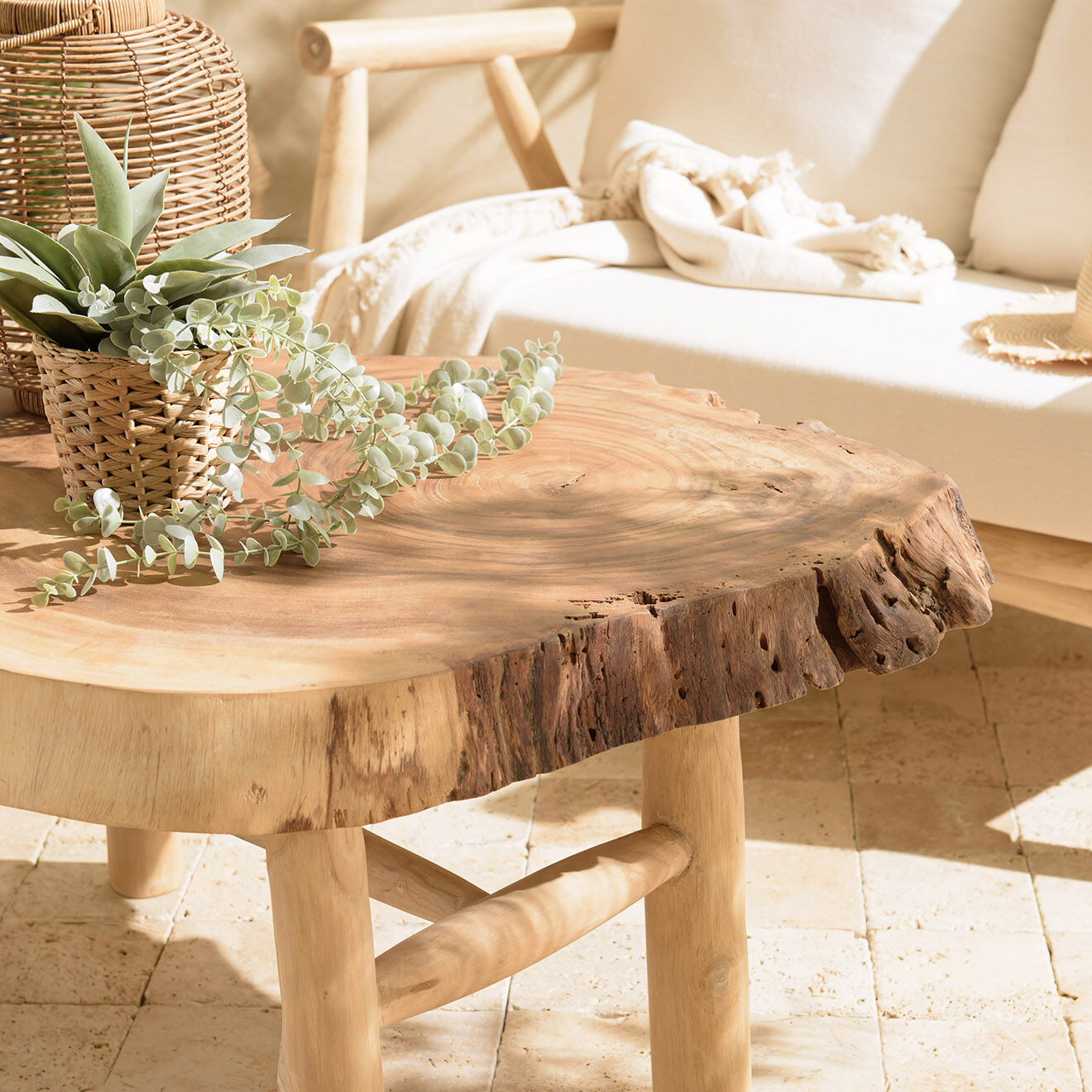 Macabane Table basse en branches de teck Will bois - 102x80x50.5 cm
