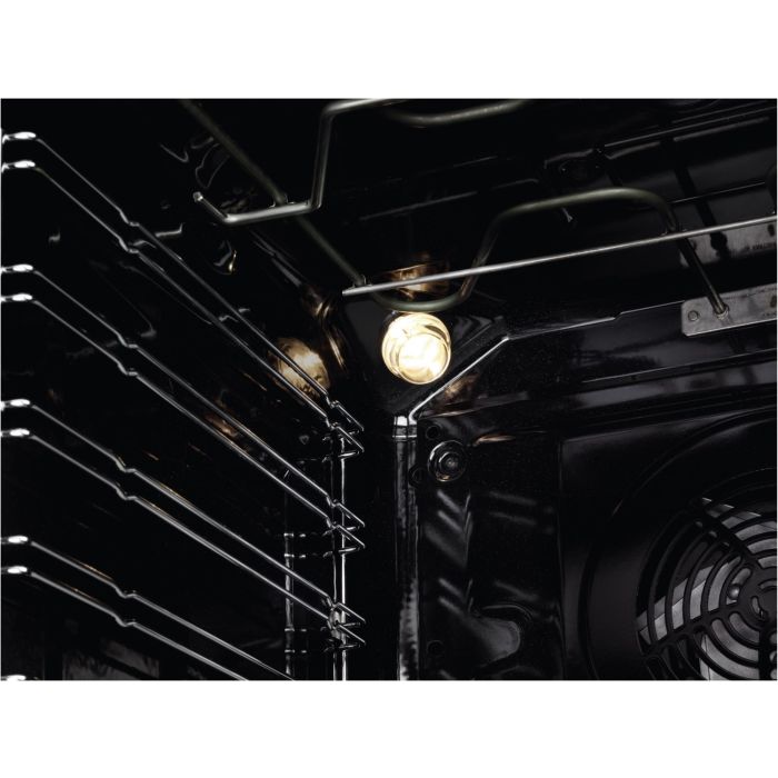 AEG Einbau-Herd Serie 6000 SurroundCook EPS335061M