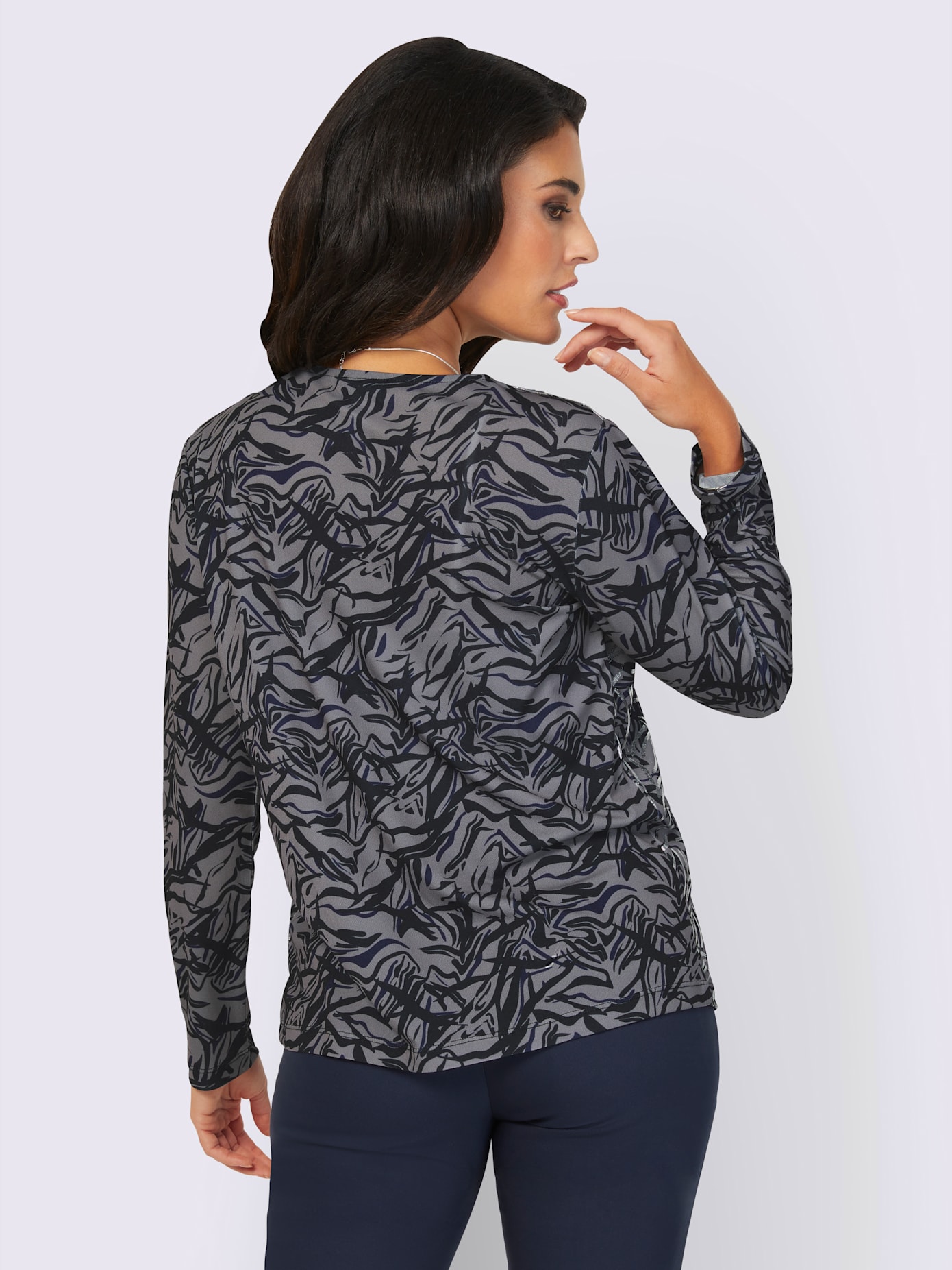 Veste légère fermeture crochet discrète