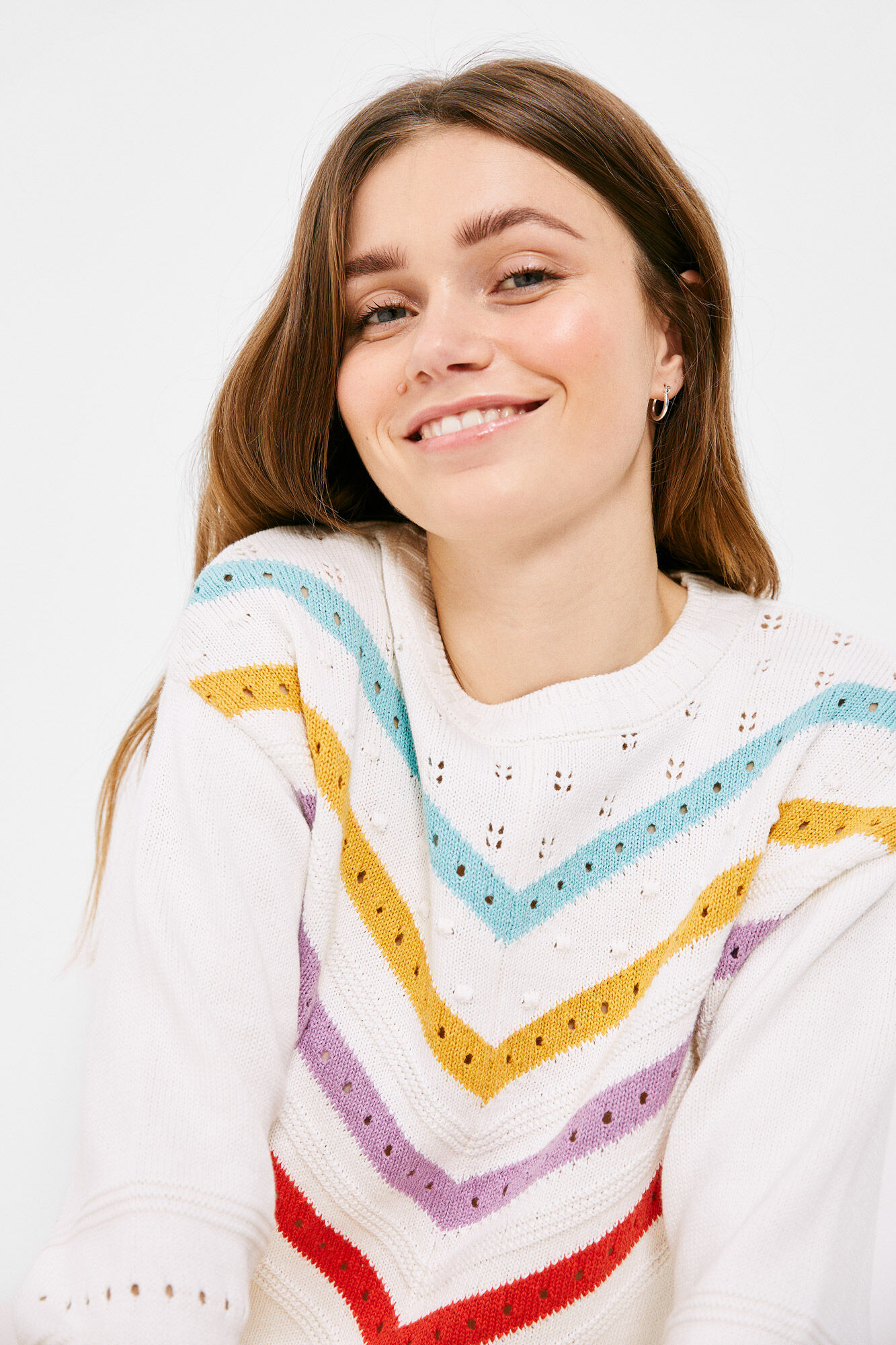 Camisa listrada com chevron perfurado - marrom