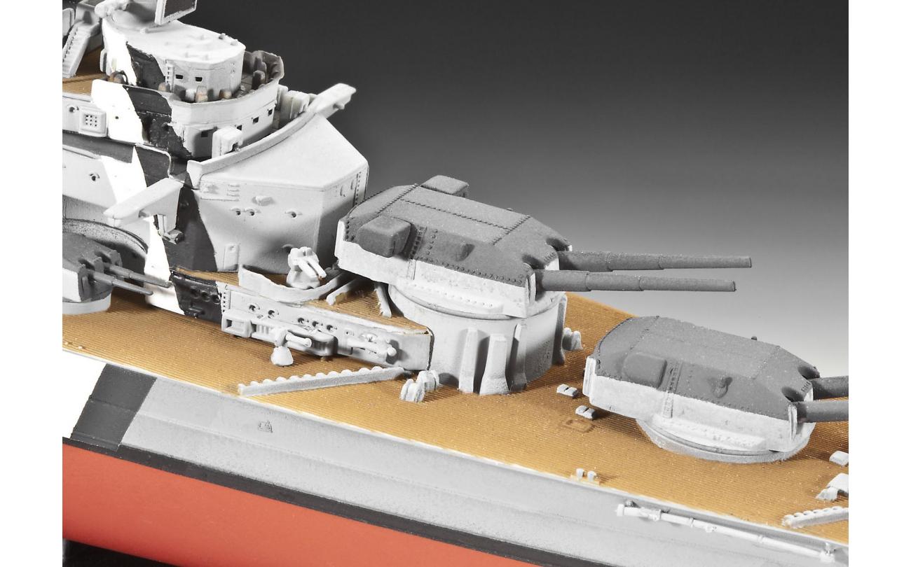 1/700 Bismarck