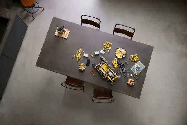 LEGO Technic 42146 Liebherr LR 13000 bæltekran