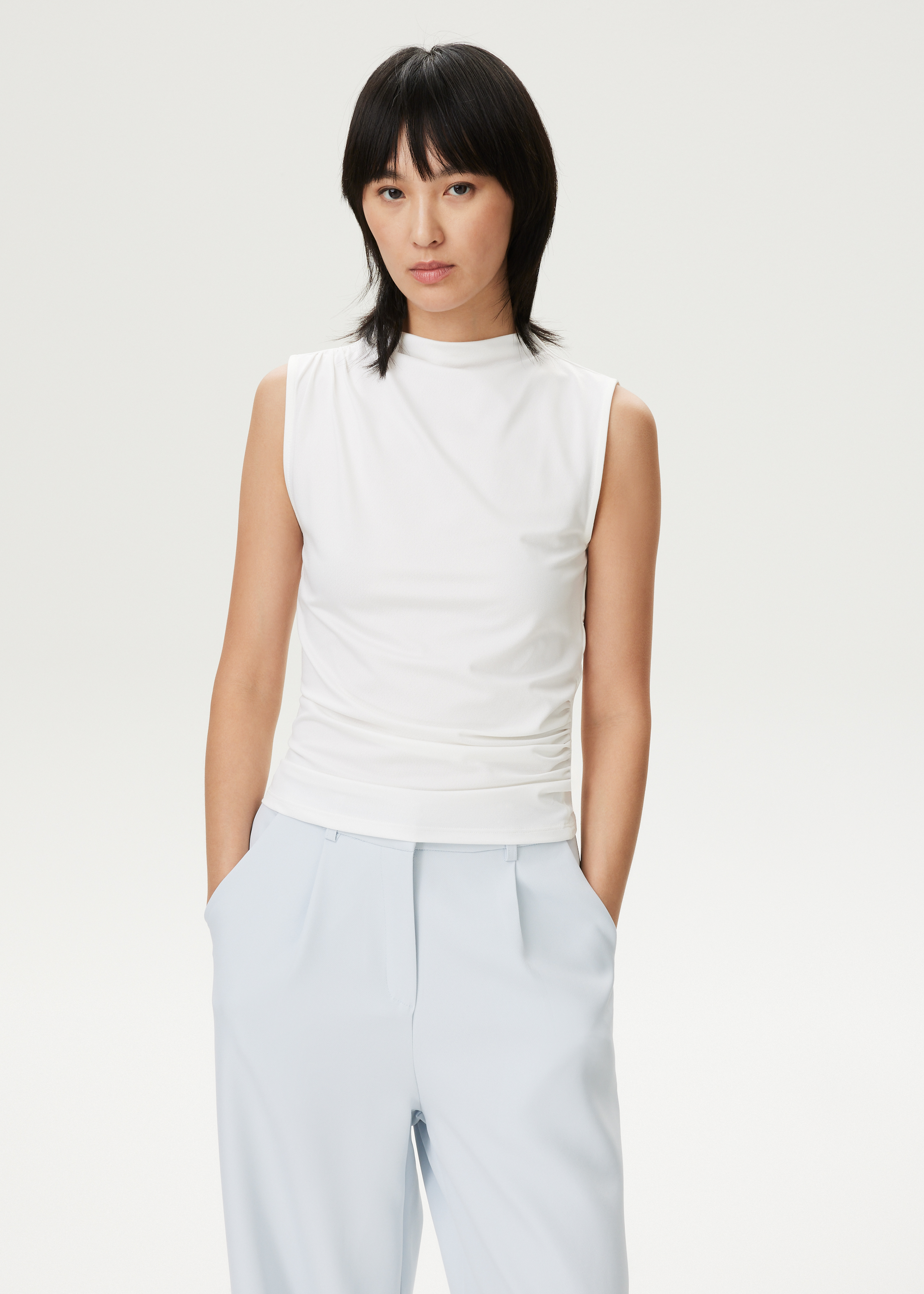 Halter top met drape