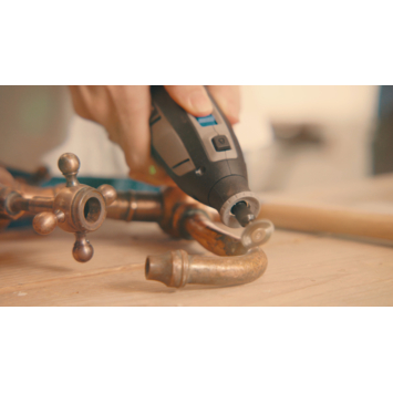 Dremel multitool op accu 12V 2,0Ah 8240JF met 45 accessoires