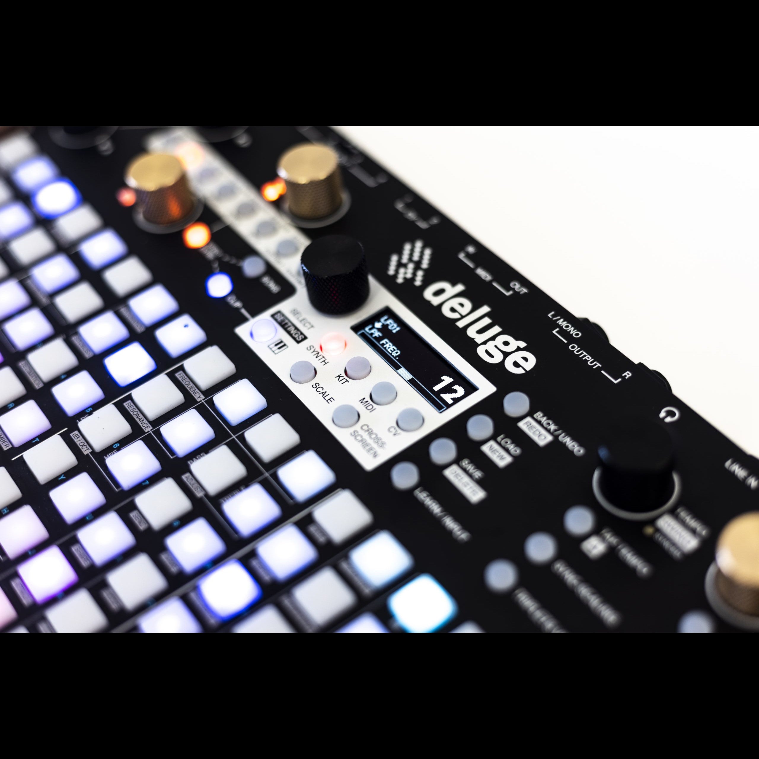 Synthstrom Audible Deluge groovebox