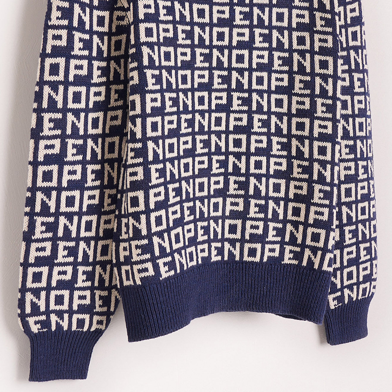 Bellerose Pull en Maille de coton mélangé Gelop imprimé bleu foncé