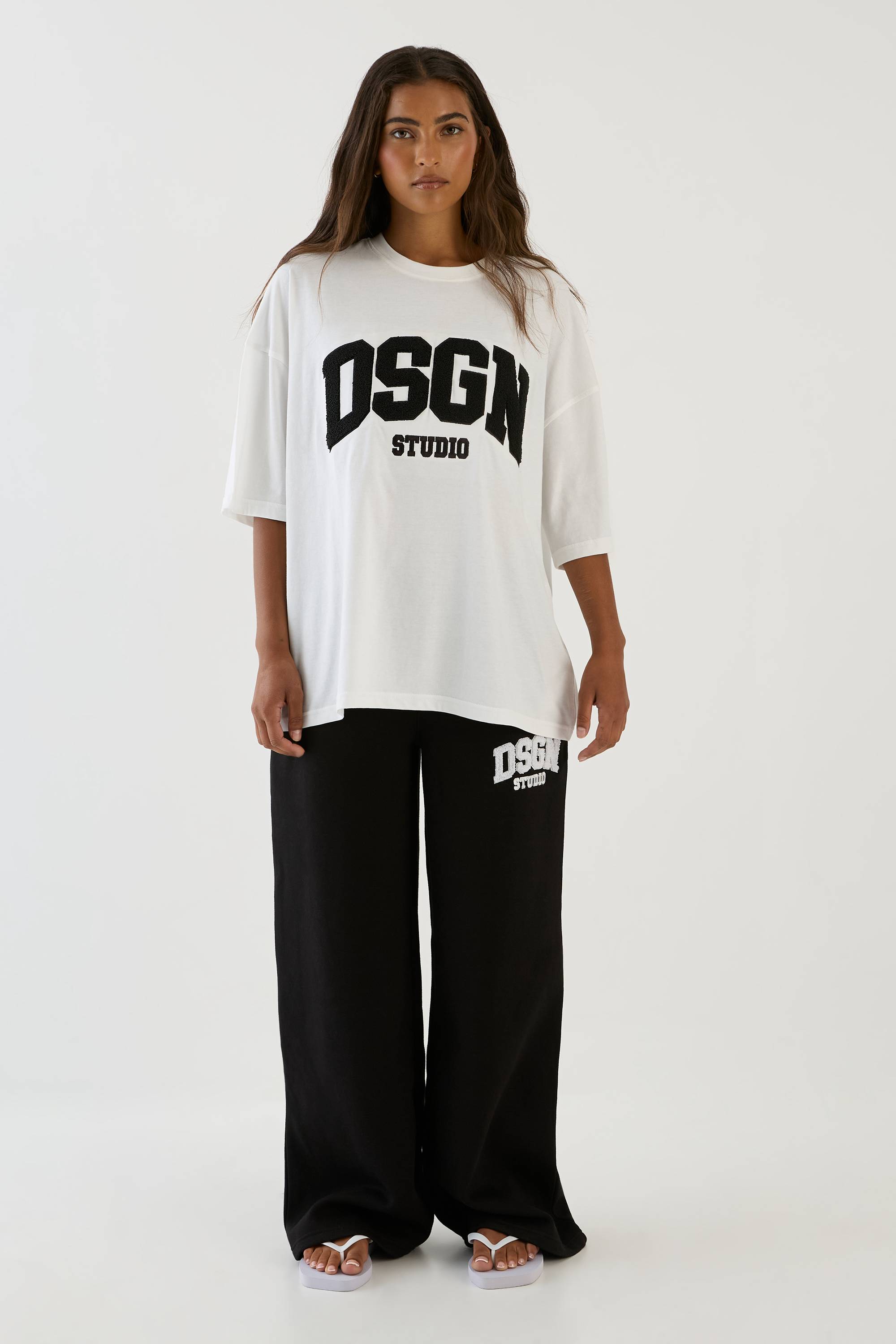 T-shirt Oversize Dsgn Studio Avec Appliqué En Tissu Éponge