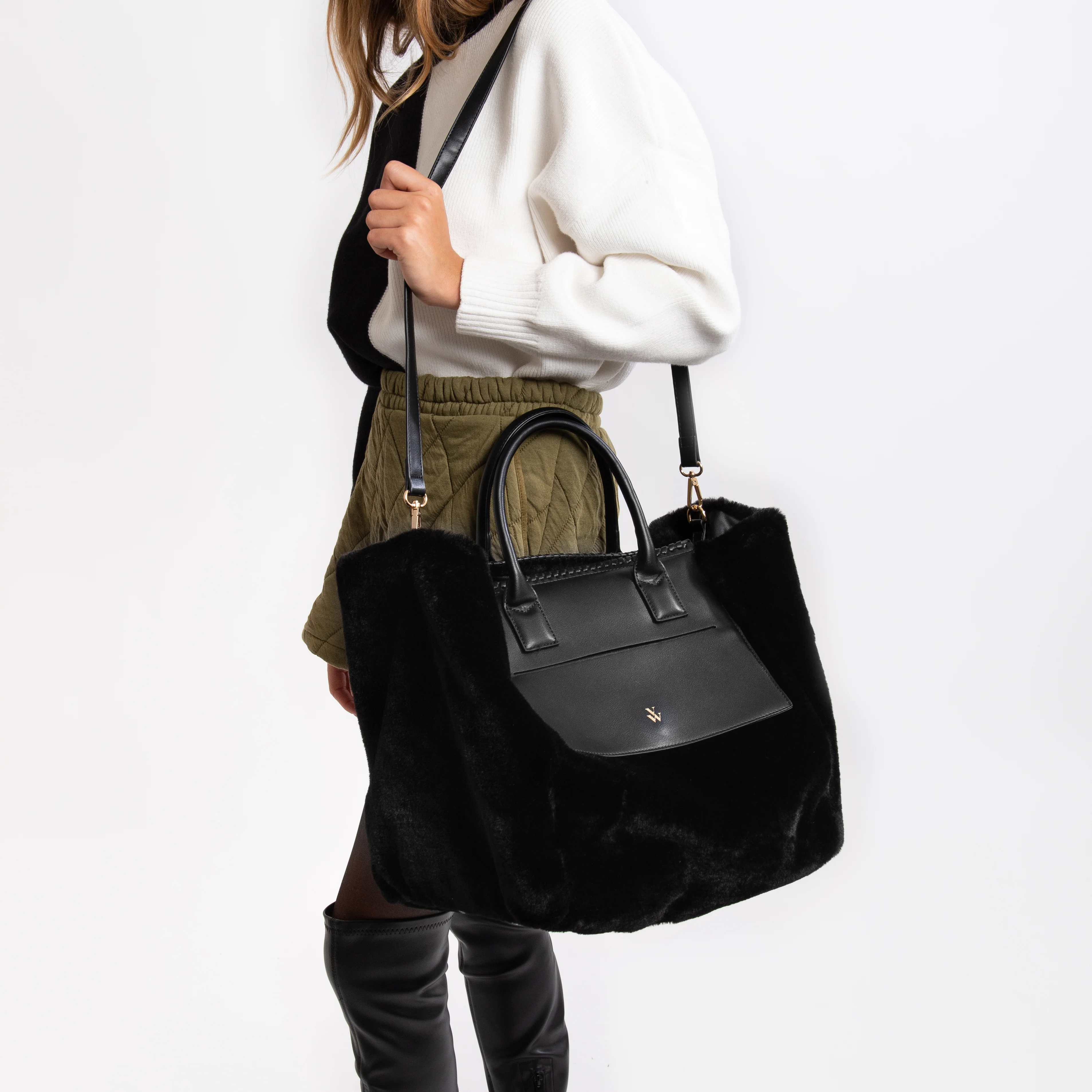 Sacs-Cabas Christiane noir en fausse fourrure