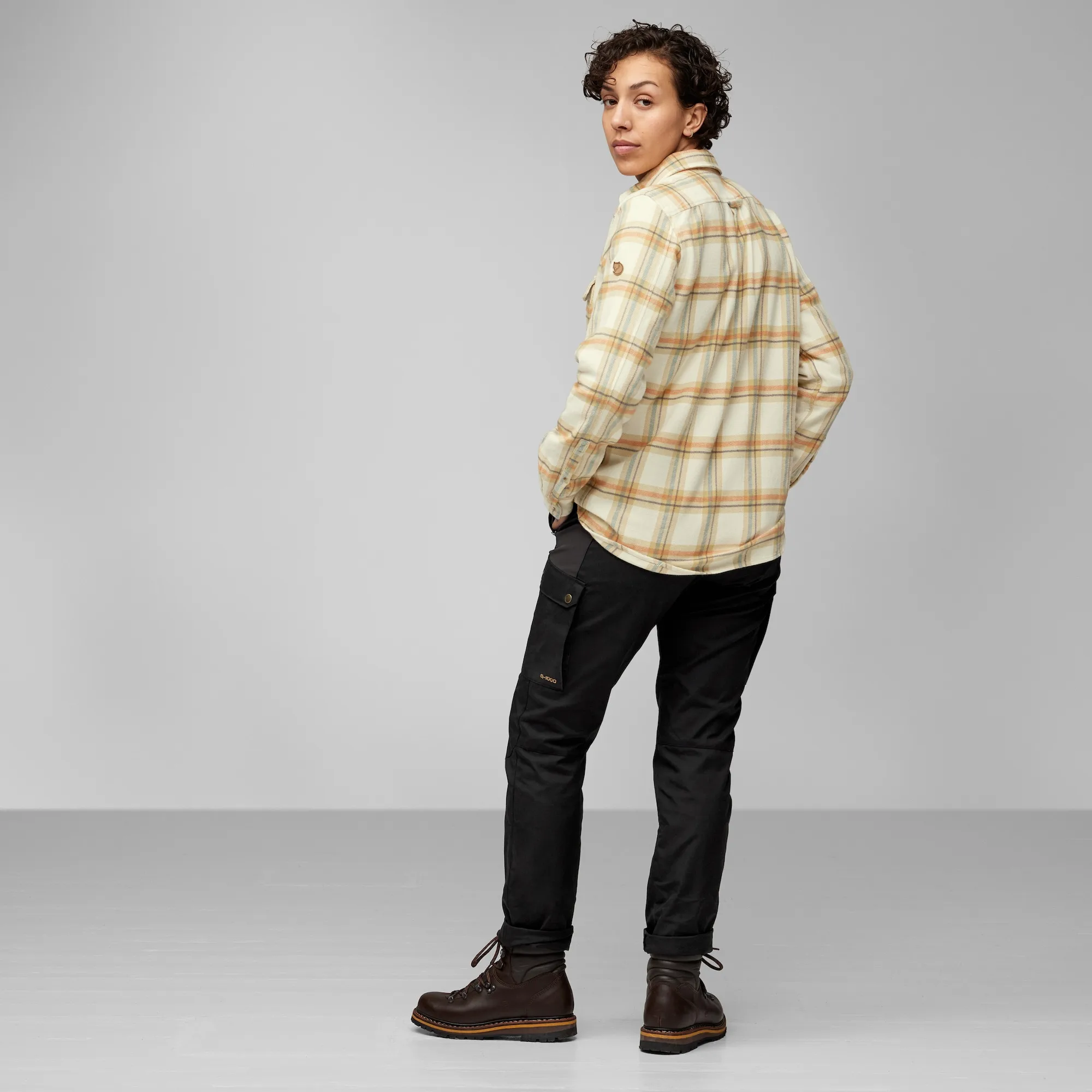 Fjällräven Övik Heavy Flannel Shirt W Chalk White-Dune Beige
