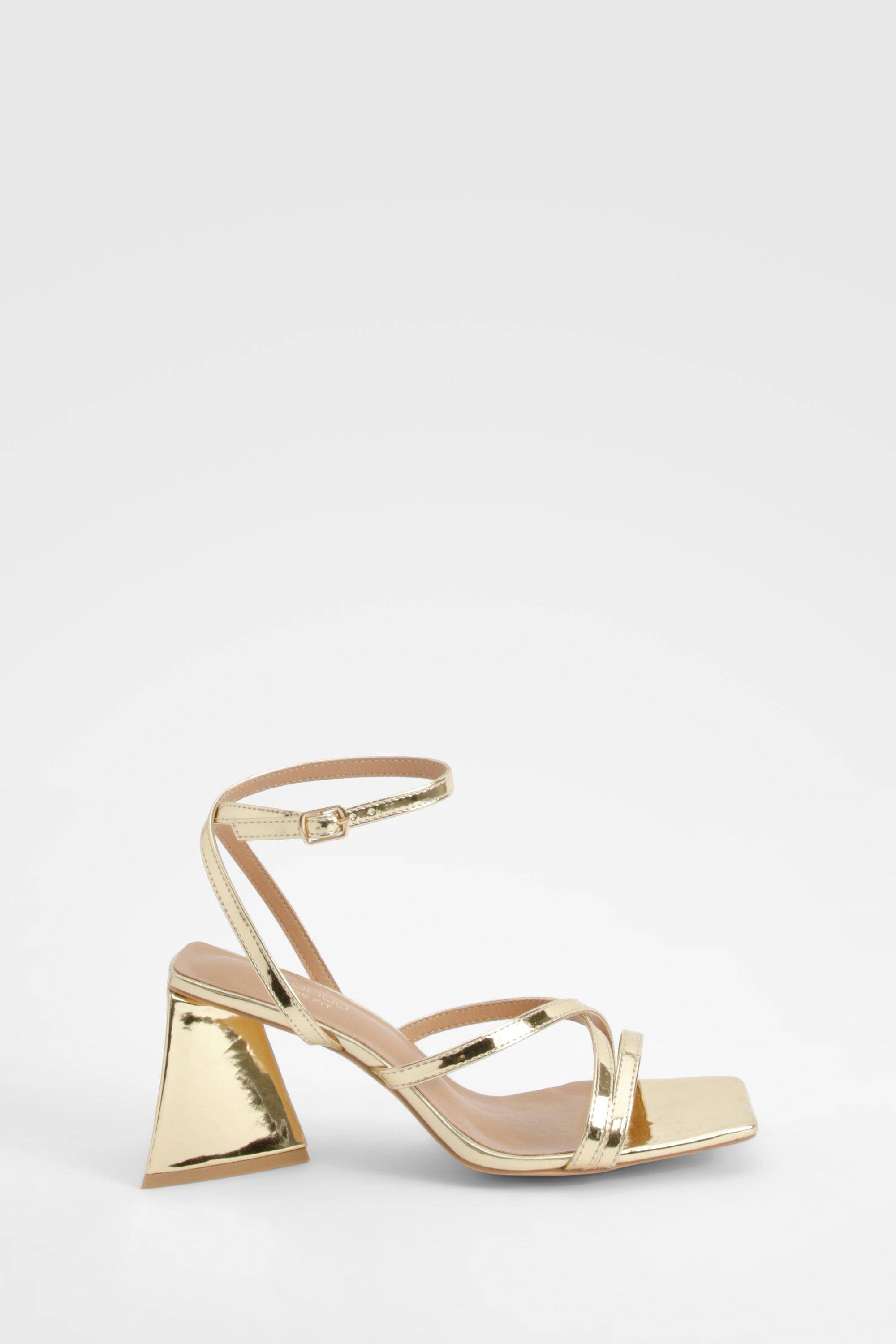 boohoo Sandales à bride croisée grande largeur et talon évasé