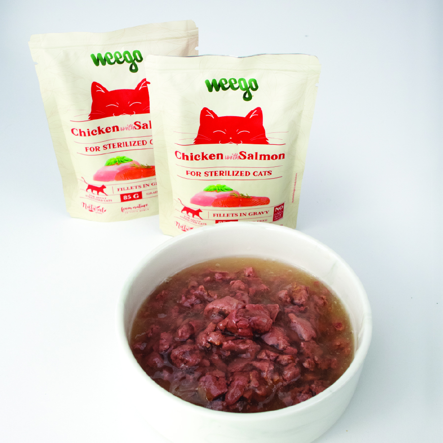 Alimento úmido de salmão para gatos esterilizados 85g