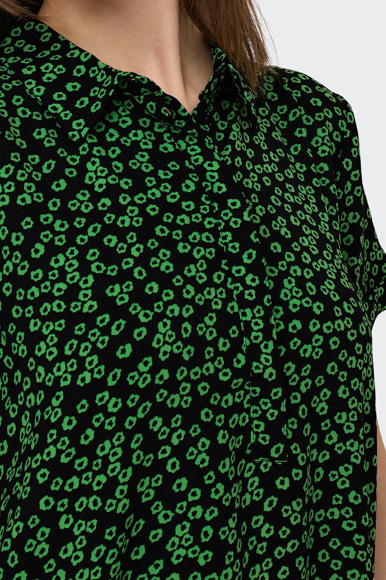 Vestido curto estilo camisa