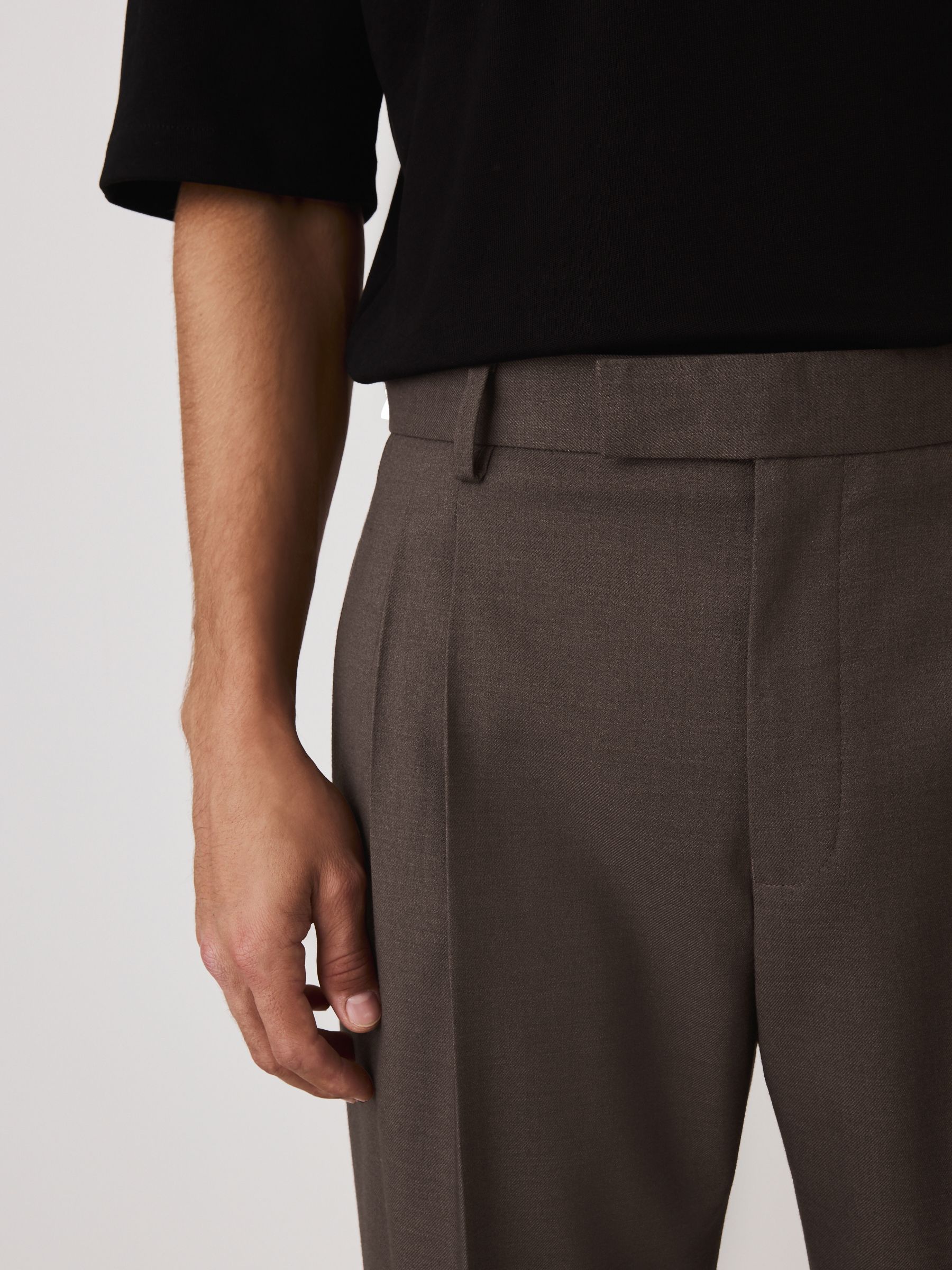 Bruin - Relaxed Fit Smart Pleated Trousers