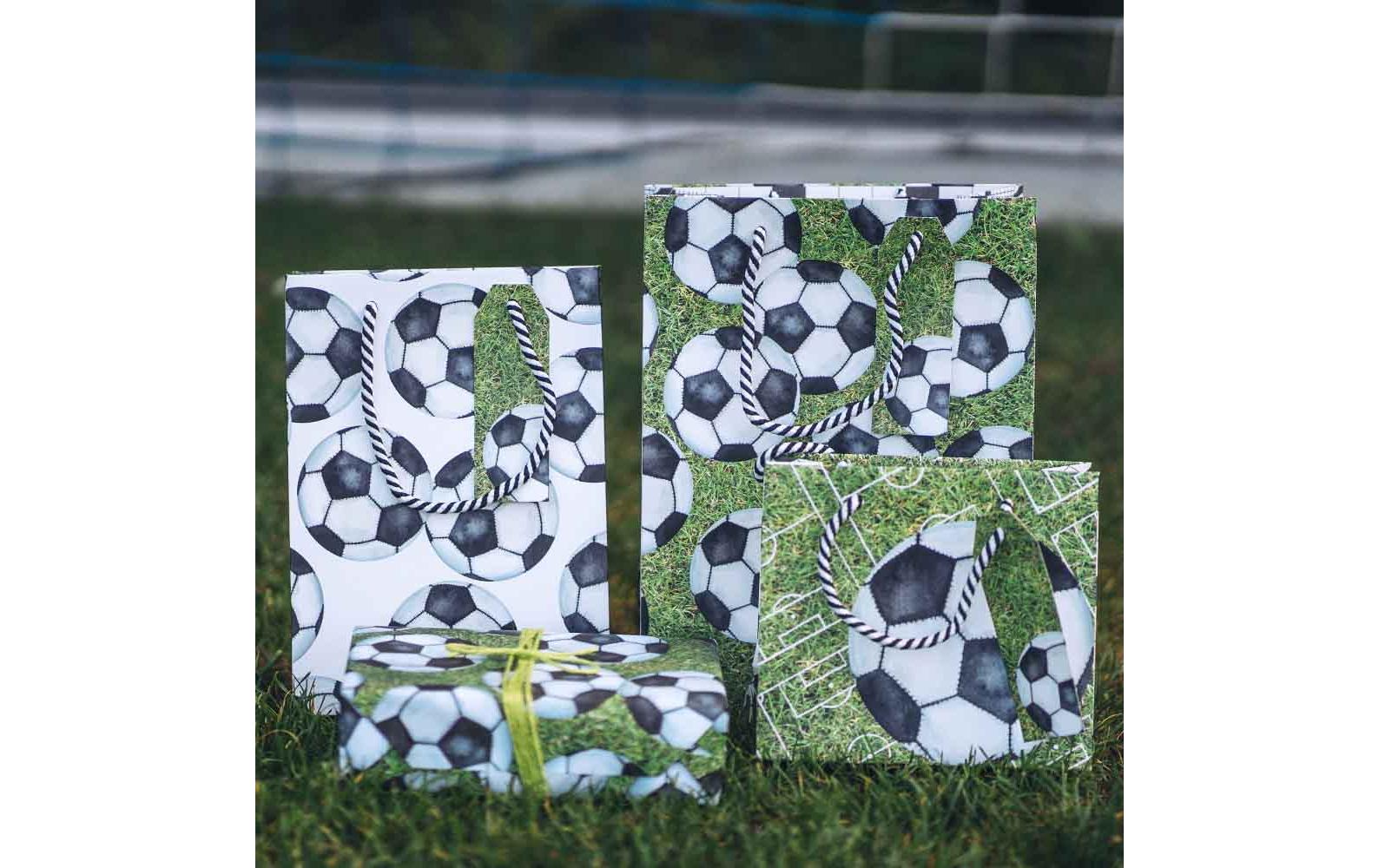 Geschenktasche Fussball 3 Stück, Grün/Schwarz/WeissGeschenktüte mit Trageriemen
