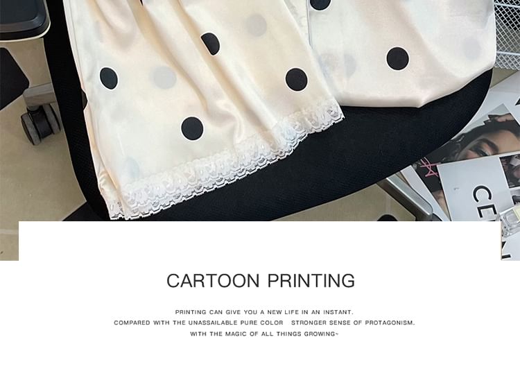 Dazzli - Pyjamaset: satijnen shirt met korte mouwen, kraag en patroonprint + shorts met elastische taille