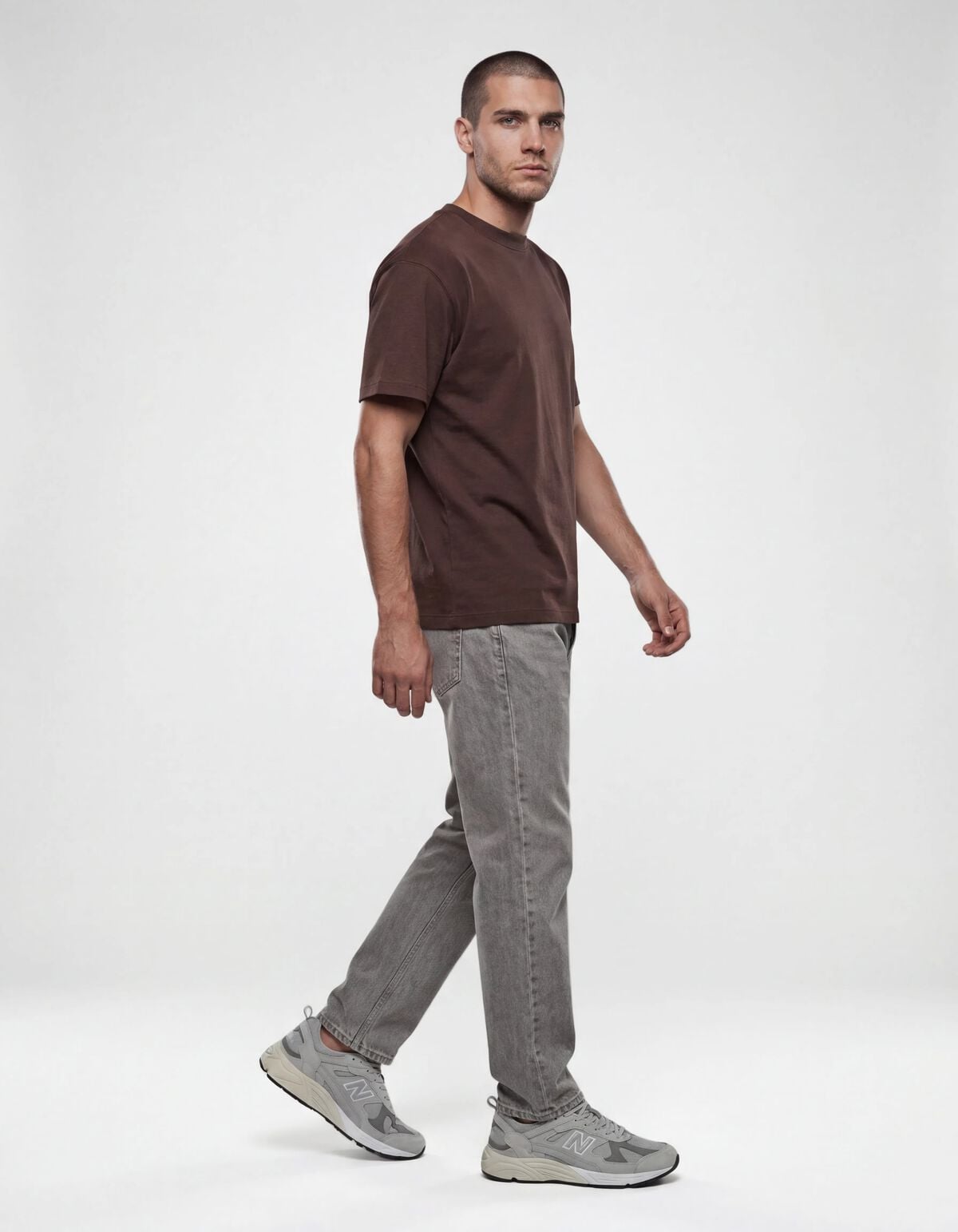 Basis Label T-shirt Donkerbruin