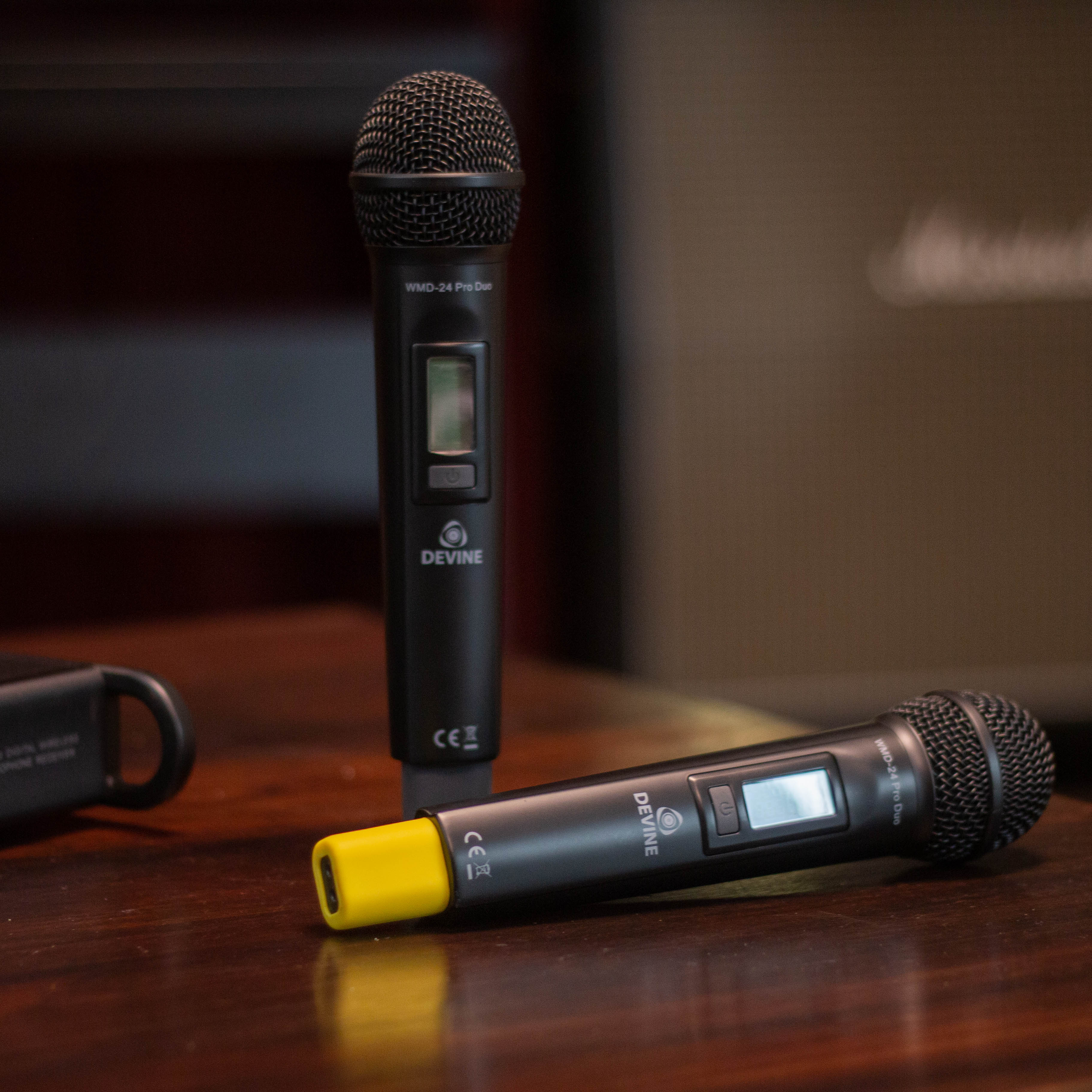 Devine WMD-24 Pro Duo draadloos handheld systeem (2.4 GHz)
