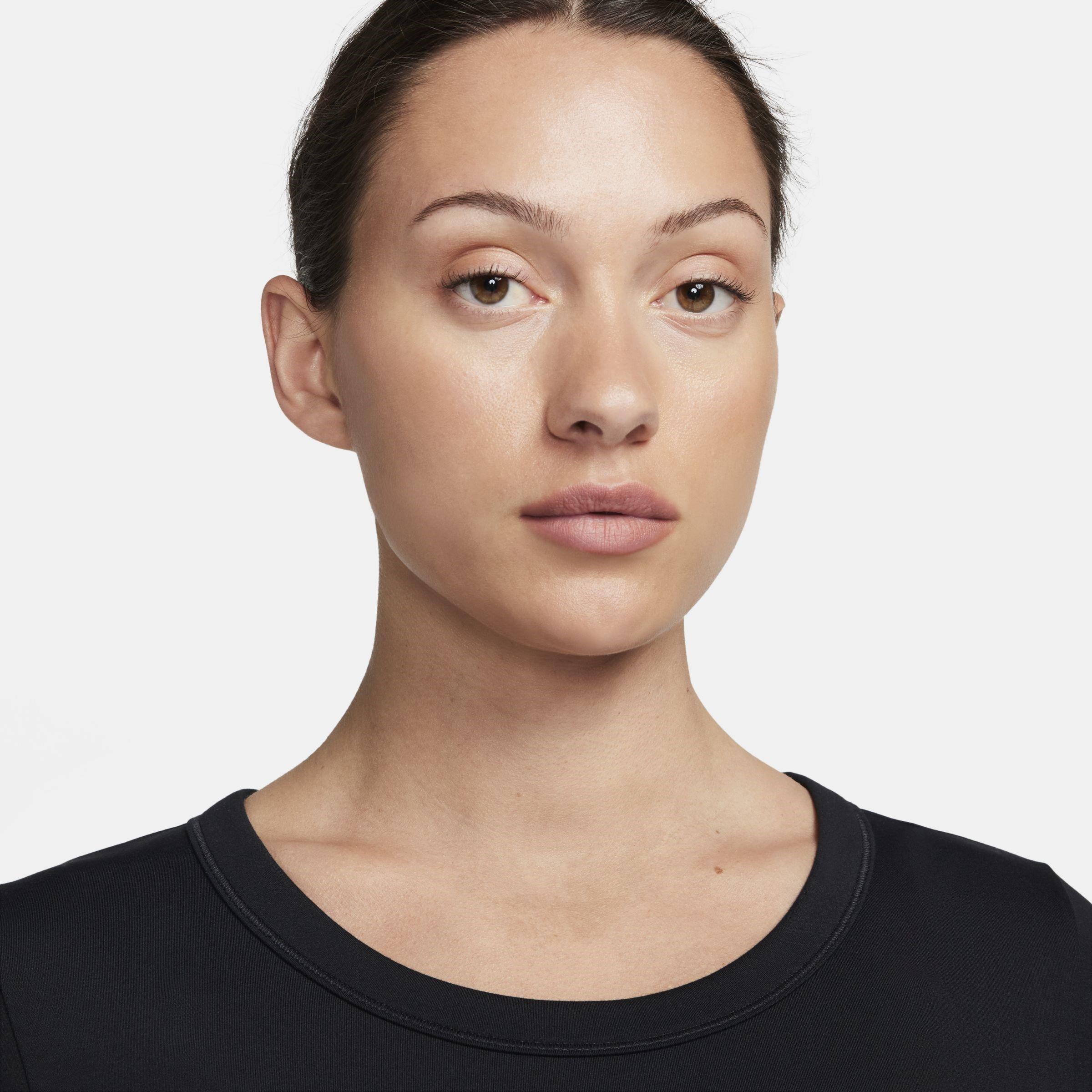 Nike One Fitted Top Ld52