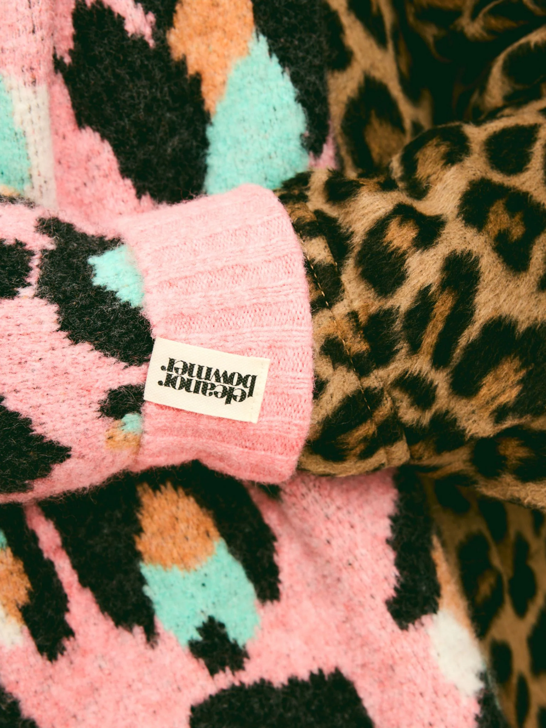 Roze/blauw - Eleanor Bowmer Checkerboard Lips Mittens