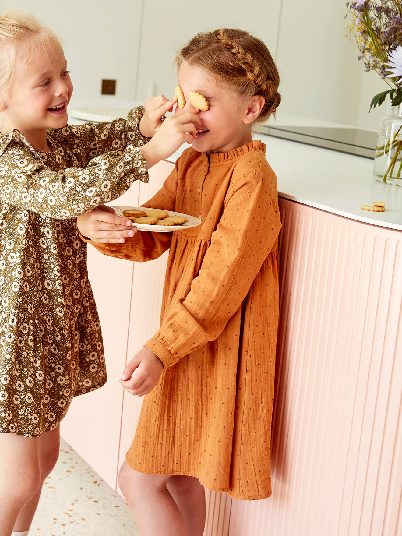 Vestido marrom médio estampado para meninas