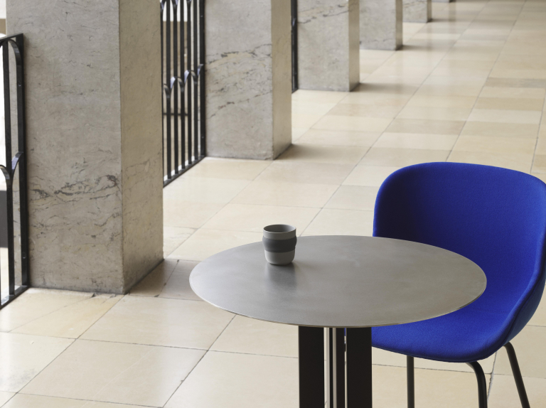 Normann Copenhagen Scala Café tafel 60 wit marmer