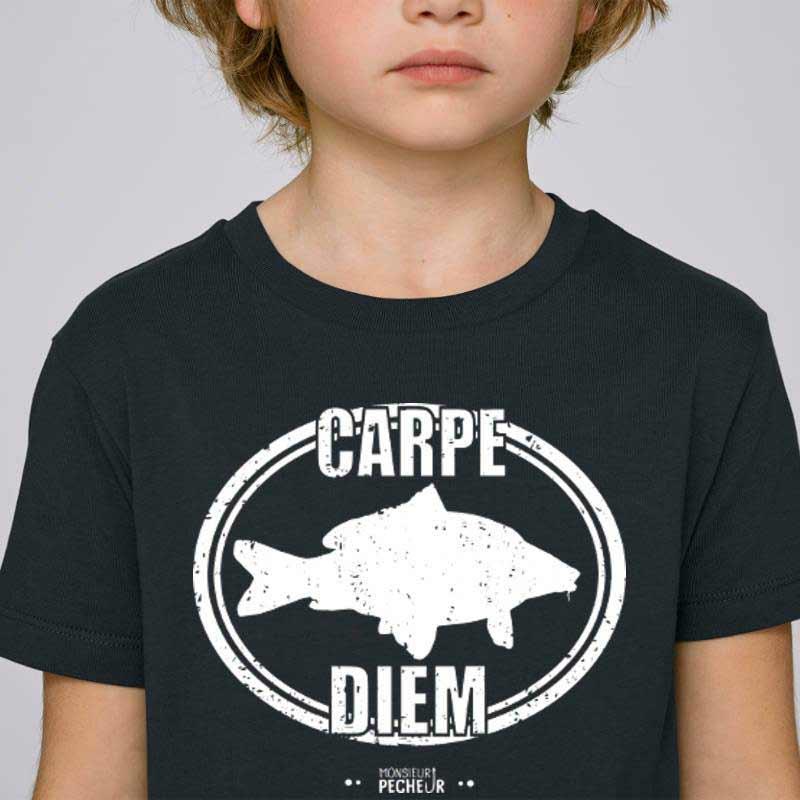 Tee Shirt Manches Courtes Enfant Monsieur Pêcheur Carpe Diem - Black