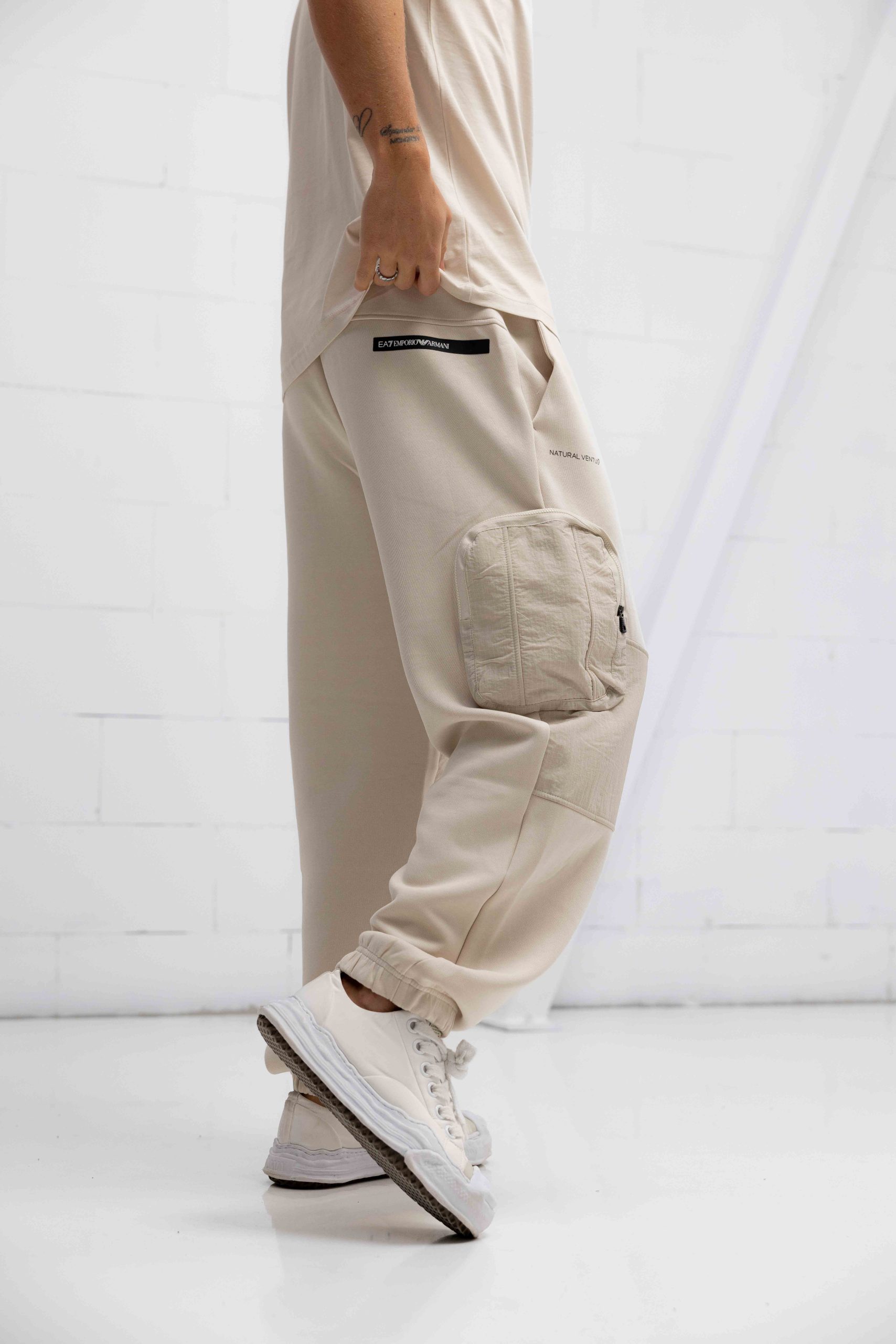 EA7 Emporio Armani Logo Series Trainingsbroek Beige
