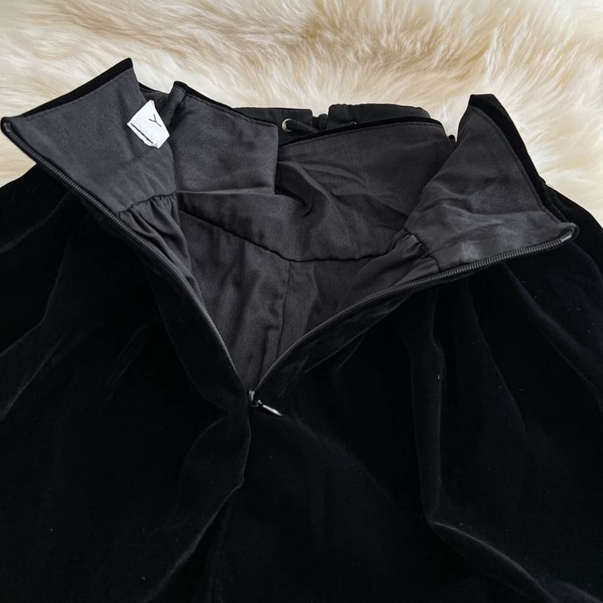 Yearnin - Hoge taille fluwelen effen shorts