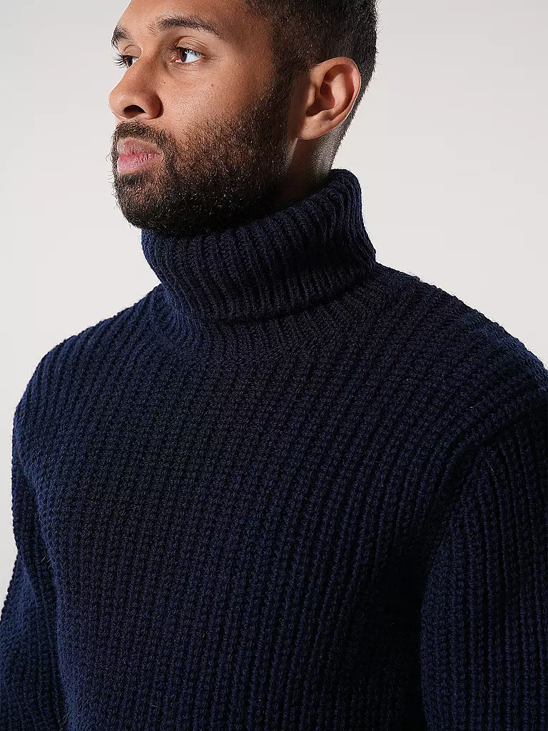 NUDIE JEANS Rollkragenpullover  blau