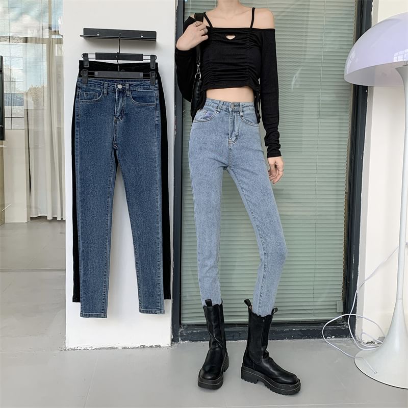 Frigga - Skinny jeans met hoge taille en wassing