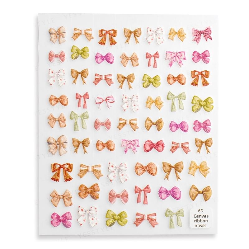 MEKO - Reliëf nagelstickers met handgeschilderde vlinder