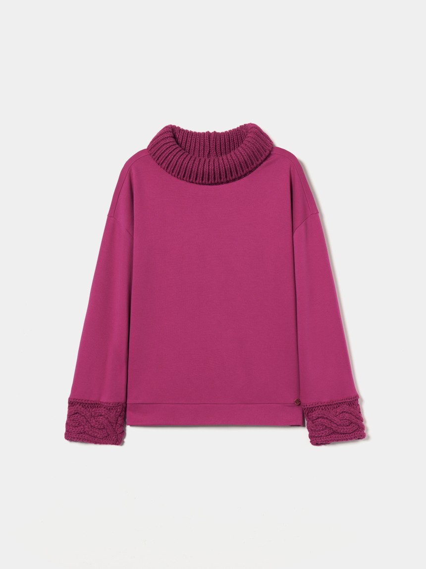 Camisola gola alta com malha tricotada
