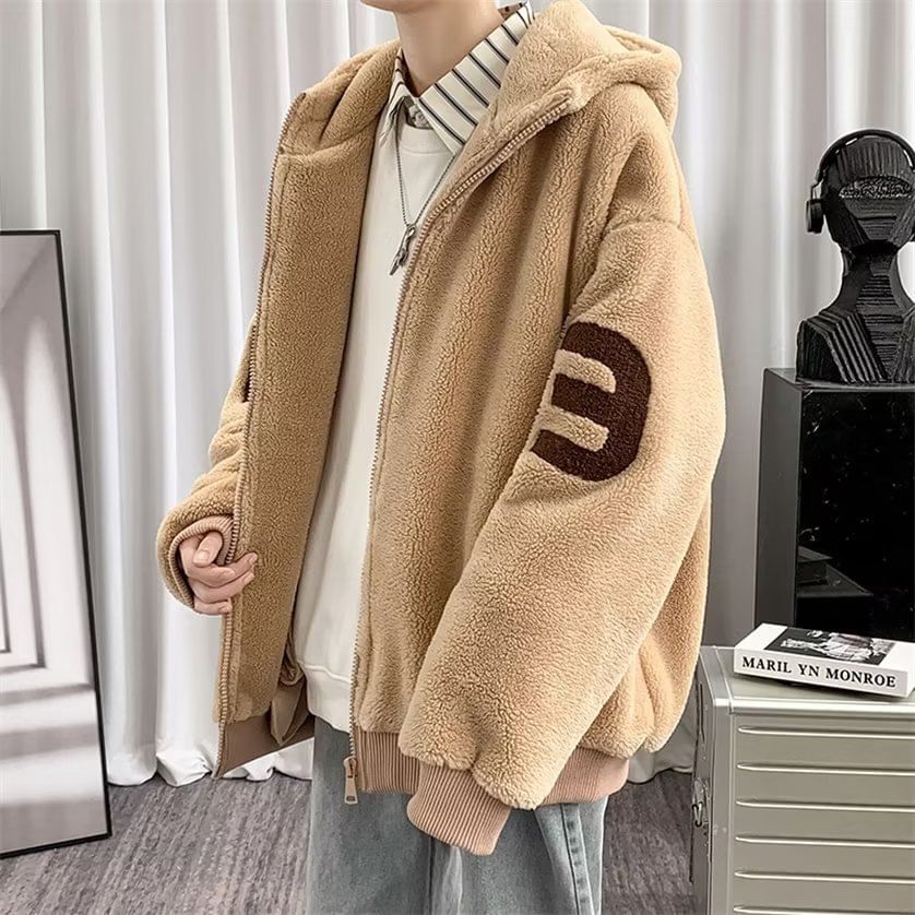 Urtishia - Fleece hoodie met rits en letters