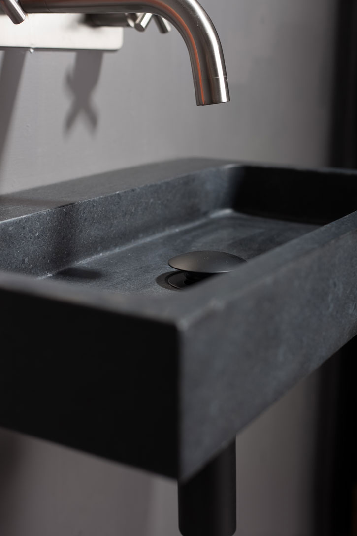 Forzalaqua Taranto wastafel 50x30cm met kraangat graniet