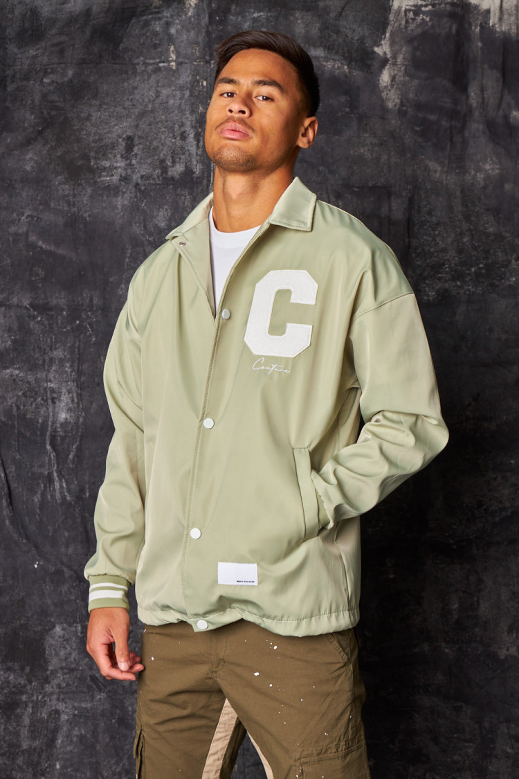 Veste vert clair brodée 