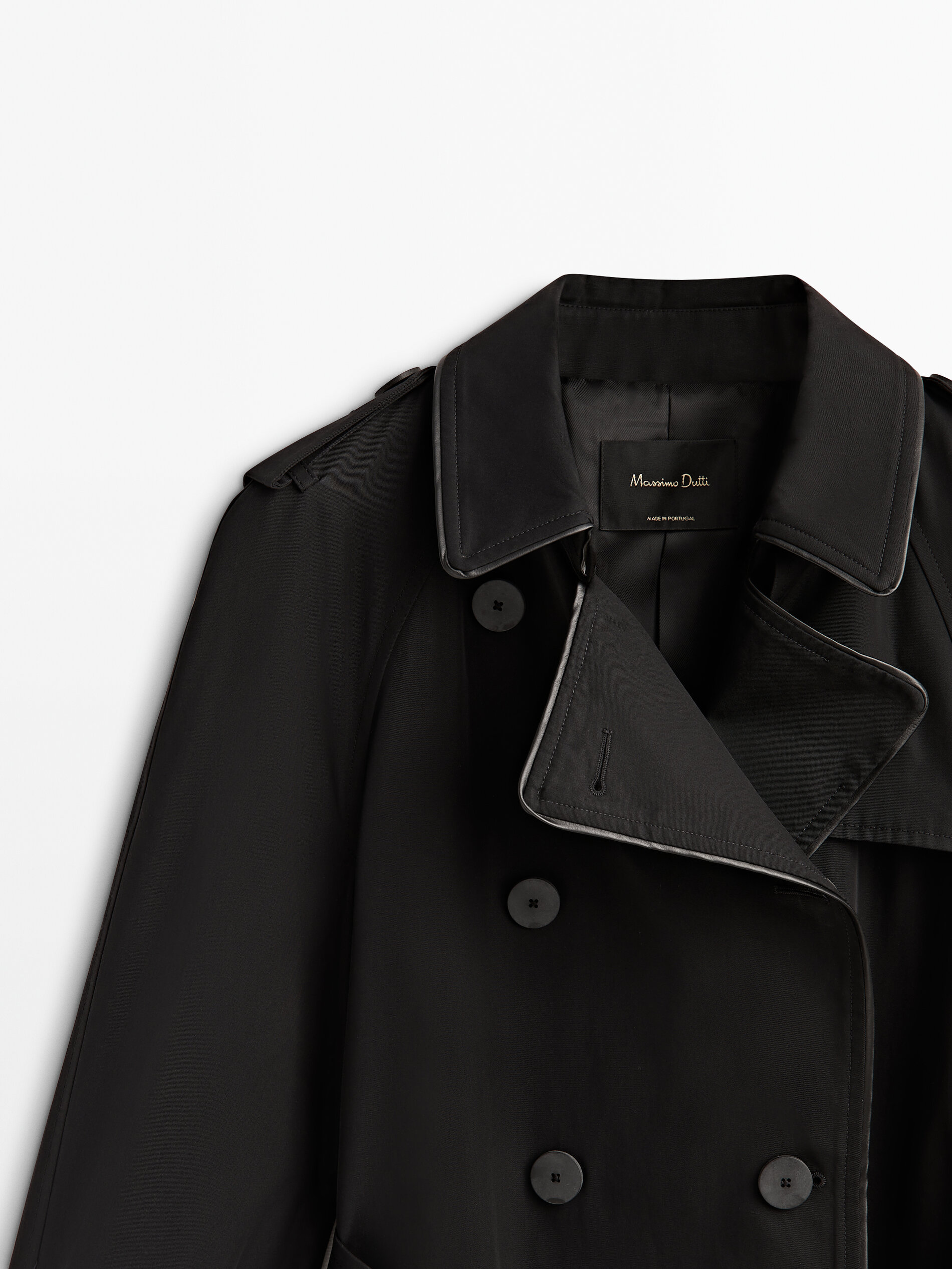 Detalhes de gabardina vivo - PRETO