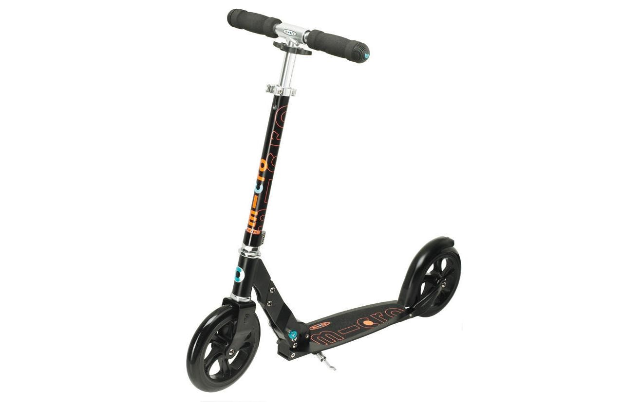 Kickboard Micro Classic black<br>Robuster Roller aus hochwertigem Aluminium