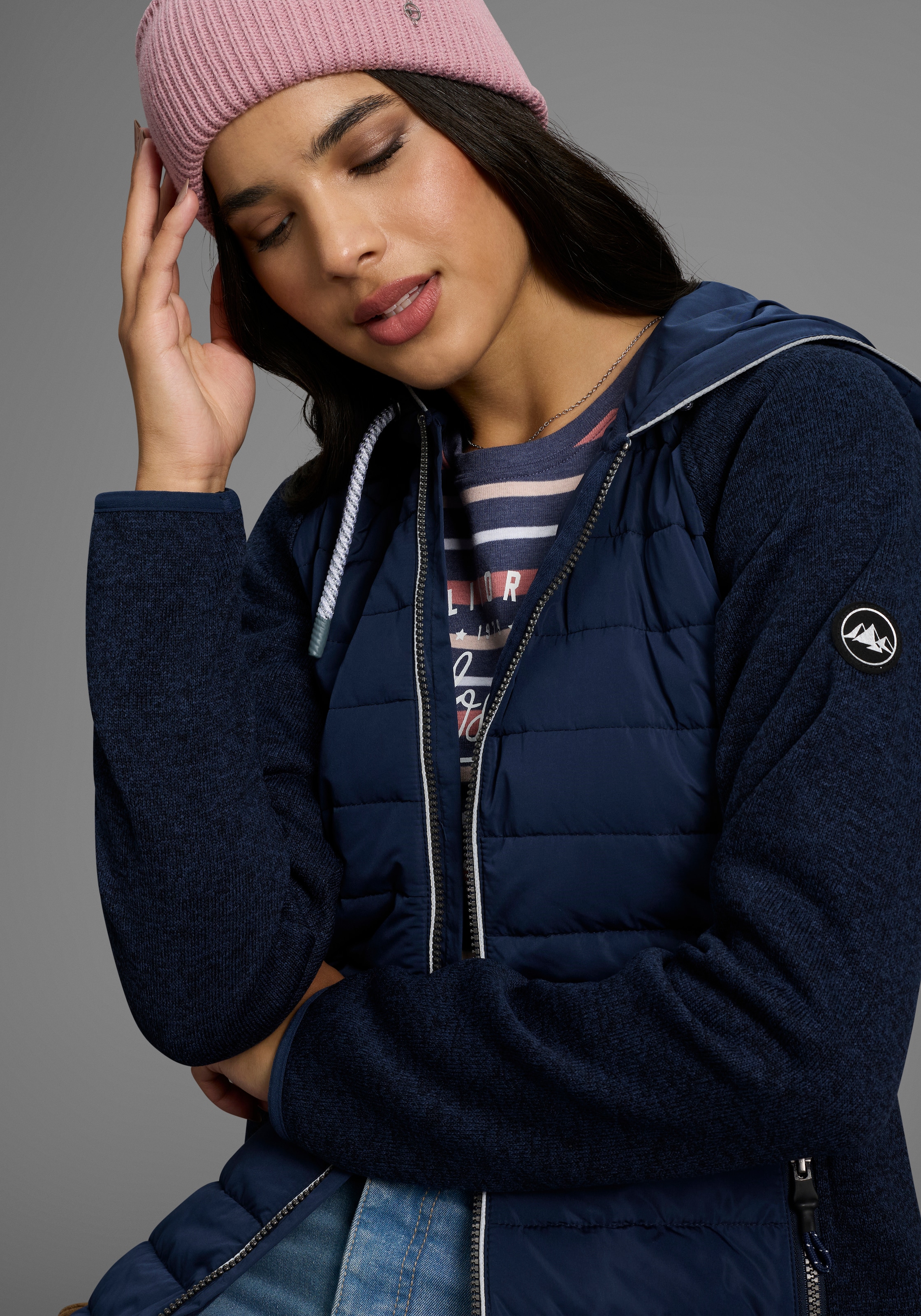 Polarino Strickfleecejacke mit Kapuze mit wattiertem Bereich-Hybridjacke, Übergangsjacke