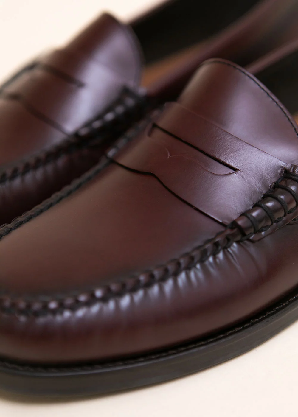 U MOC II CUIR NEW BORDEAUX