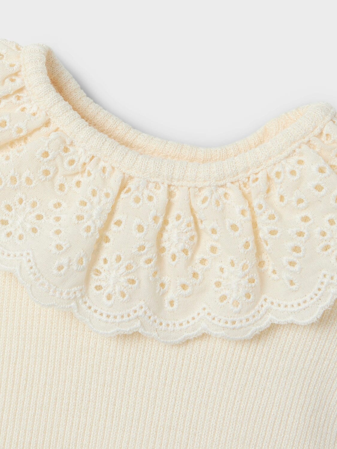 Name It Nbfhelianay Ss Slim Top 4648196 buttercream