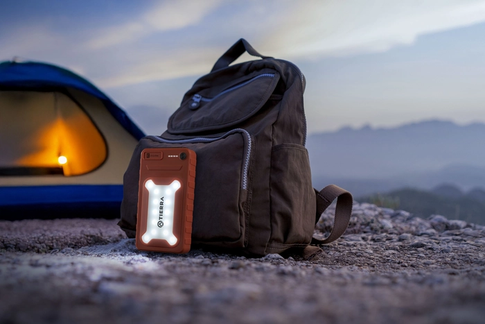 (20W) 20000mAh USB A / USB C Solar Powerbank Qi Wireless Ladegerät mit Taschenlampe (PBSOLAR20000O) - Orange
