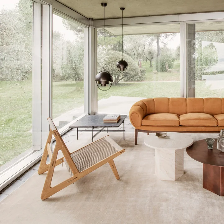 Gubi - MR01 Lounge Stuhl, Walnuss / Naturgeflecht