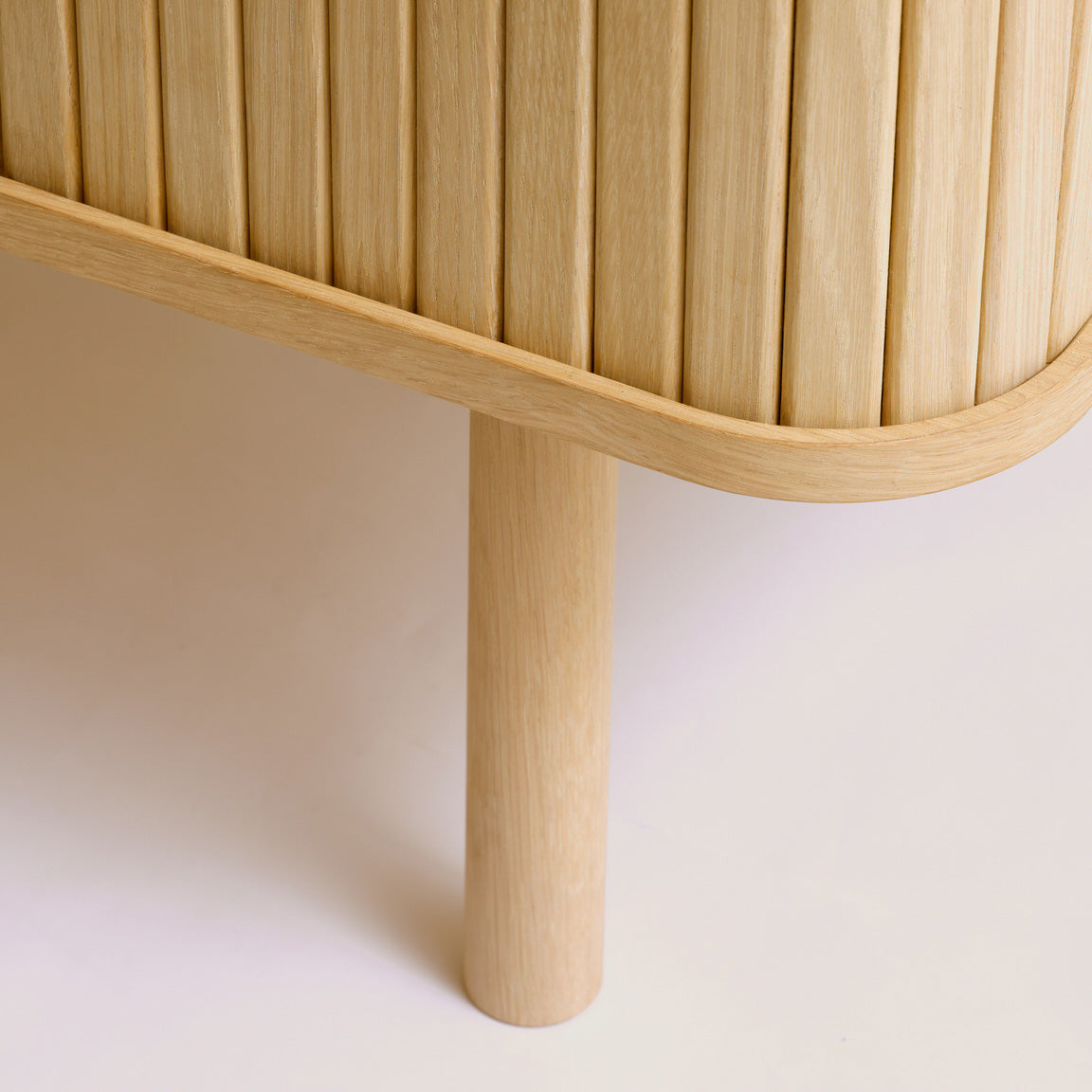 by fonQ Splinted Opbergkast - Naturel Eiken