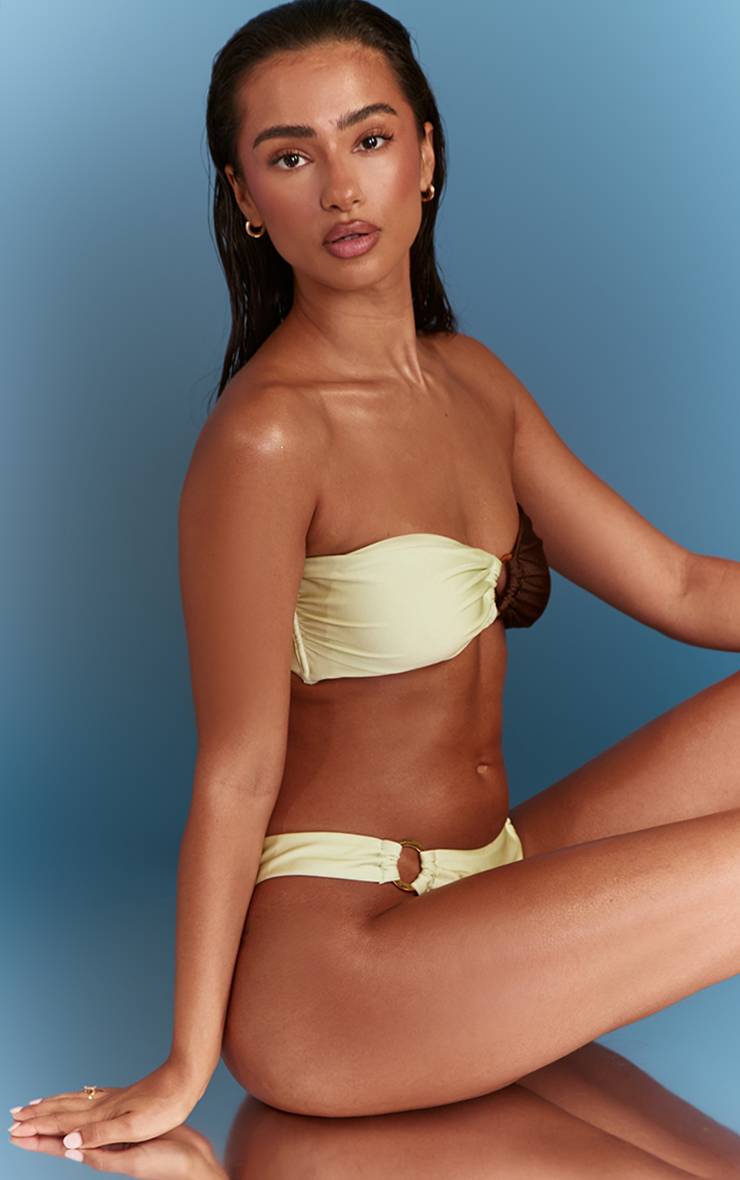Vert Sauge Haut De Bikini Bandeau À Détail Anneau Contrasté