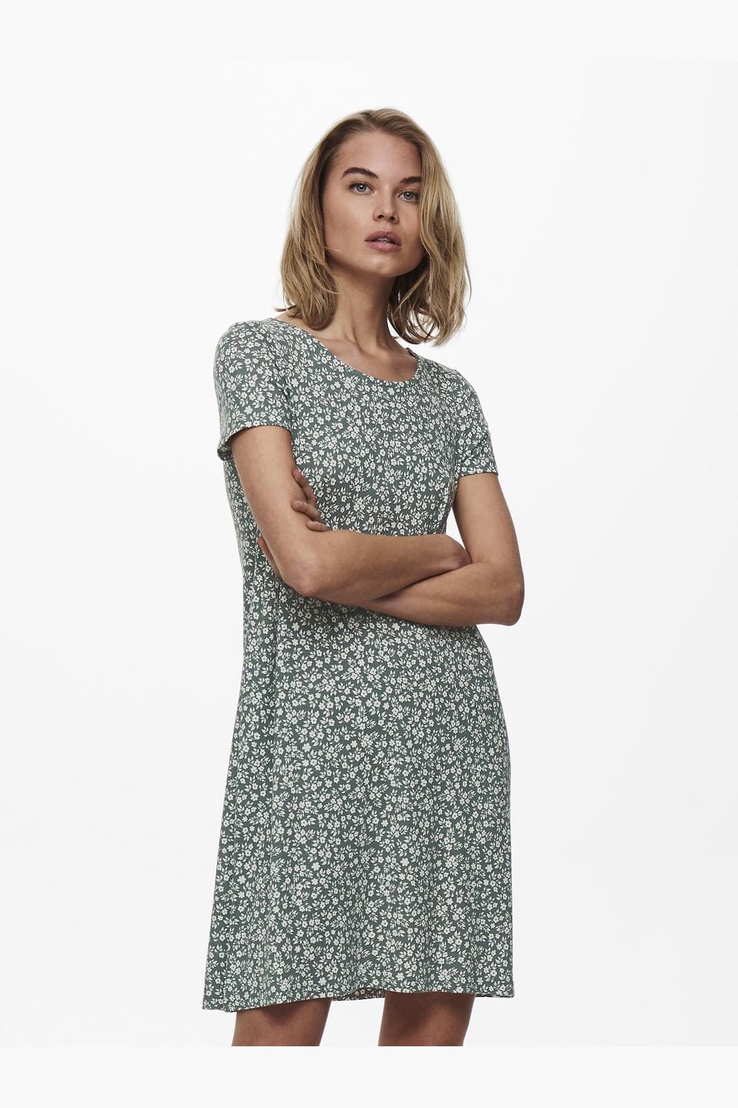 Only Onlbera Back Lace Up S/S Dress