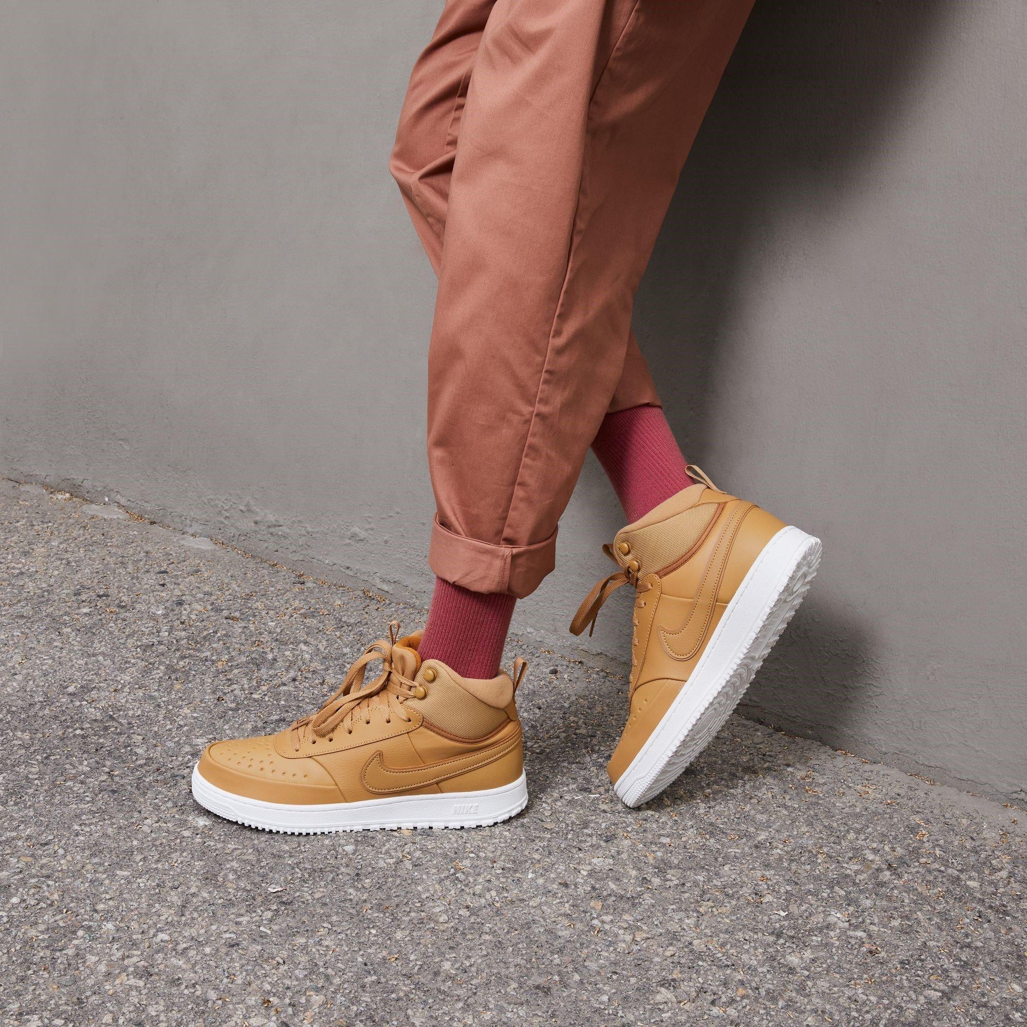 Nike Nike Court Vision Mid Winter Men's Shoes