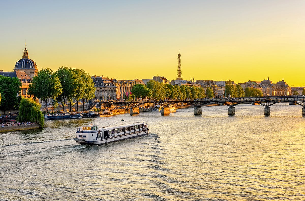 Städtetrip Paris mit Bootsfahrt für 2