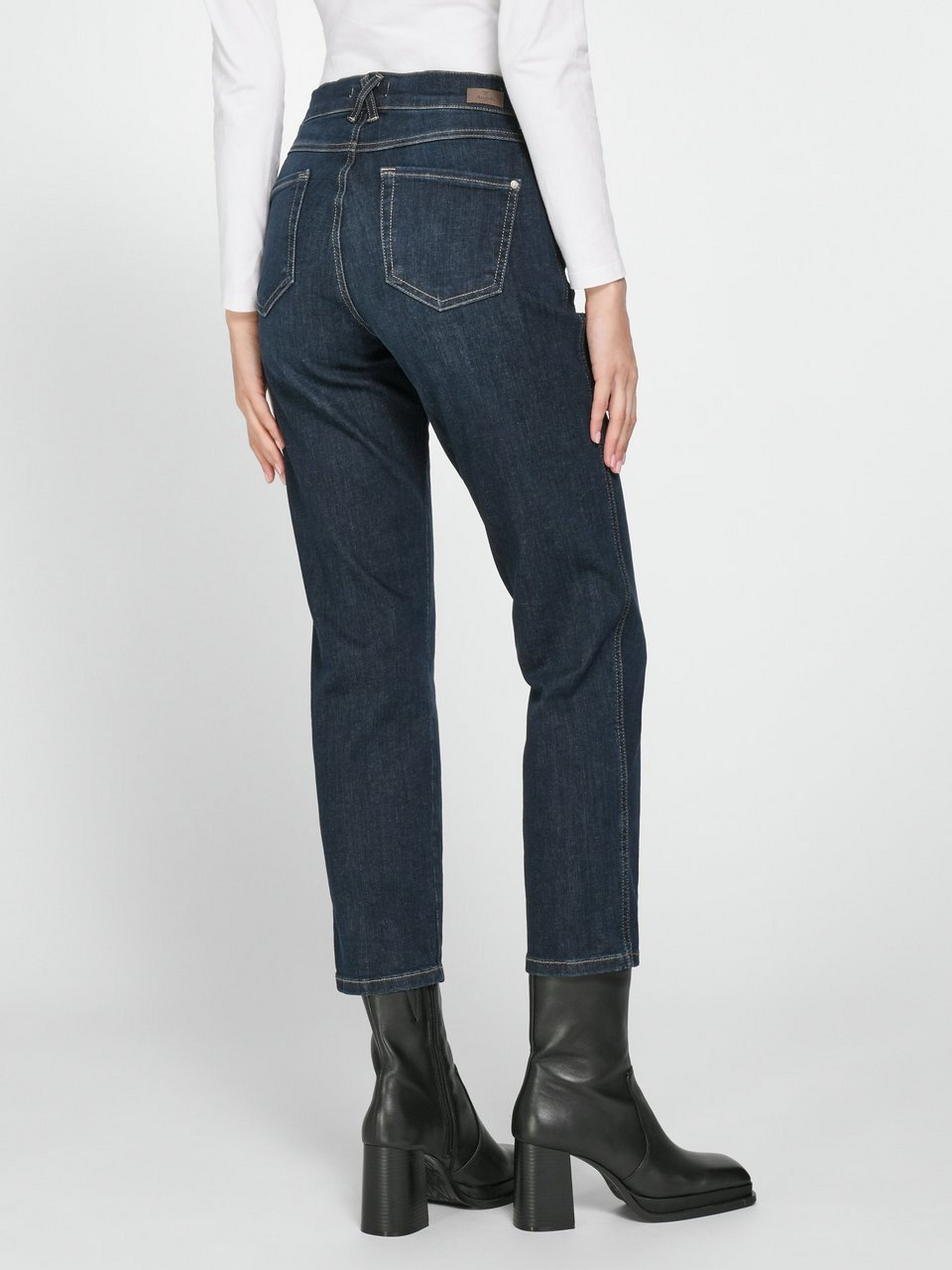 Knöchellange Jeans Modell Darleen