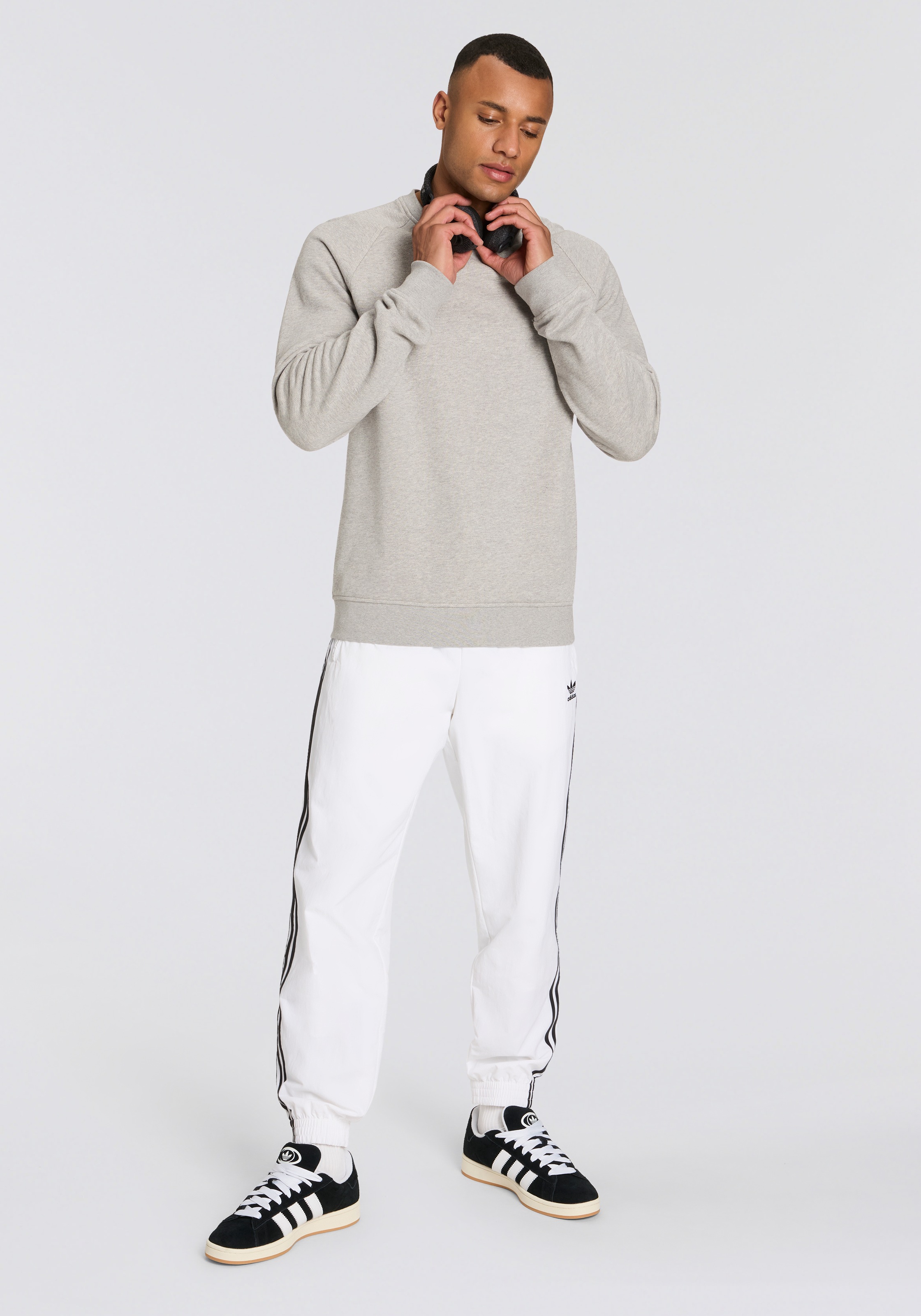 adidas Originals Sweatshirt »ESS CREW FT«
